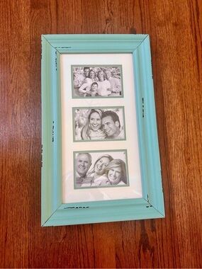 At Home Distressed Aqua Triple 4x6 Collage Rustic/Farmhouse Picture Frame